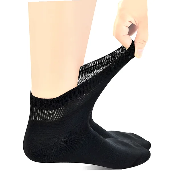 Pack of five low‑cut Coolmax ankle socks with wide, comfortable cuffs